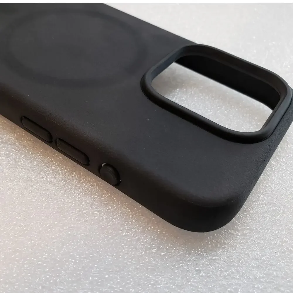 TineeOwl Magnetic Case for iPhone 15 Pro (Black)